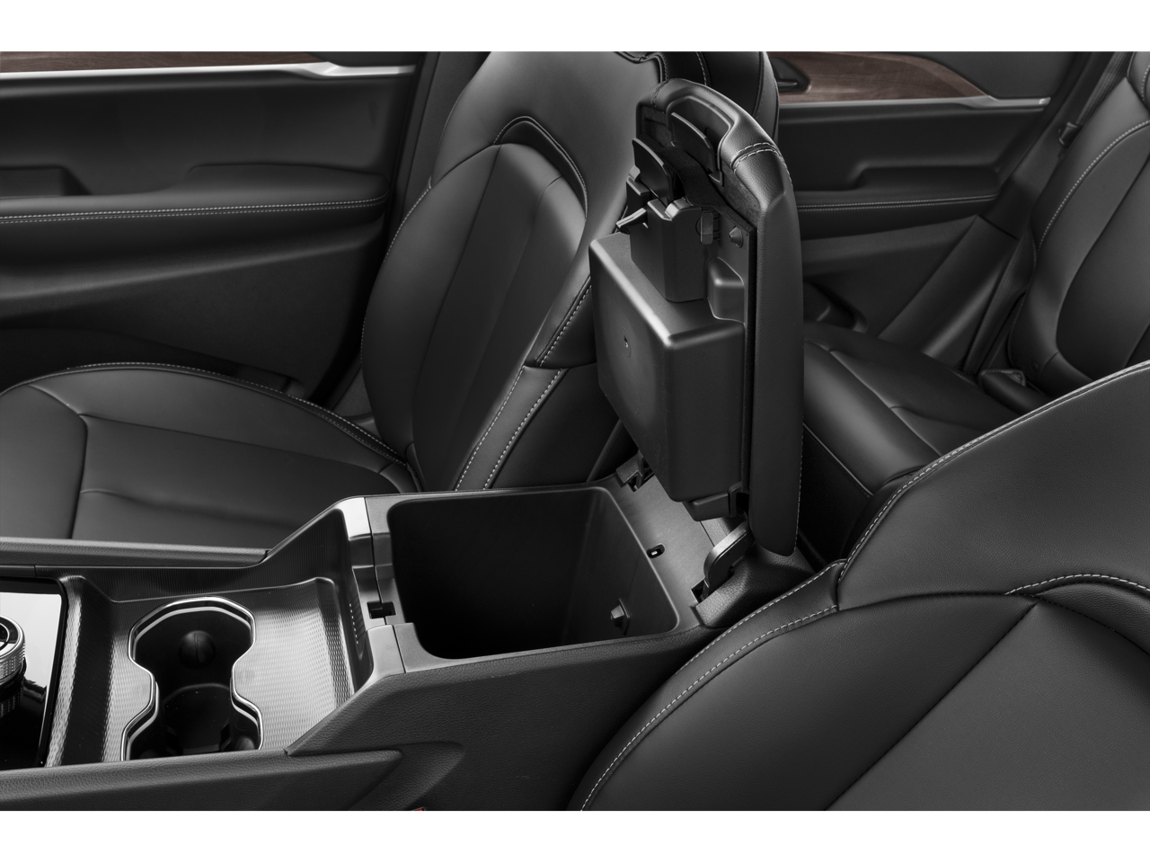 2027 Jeep Grand Cherokee GRAND CHEROKEE LIMITED 4X4