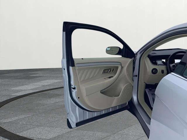 2016 Ford Taurus SEL