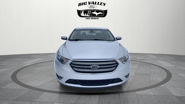 2016 Ford Taurus SEL