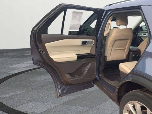 2021 Ford Explorer Platinum