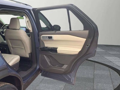2021 Ford Explorer Platinum