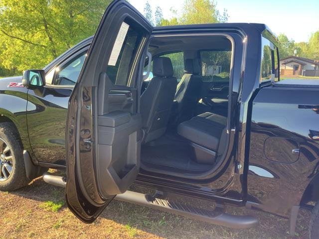 2024 Chevrolet Silverado 1500 4WD Crew Cab Short Bed RST