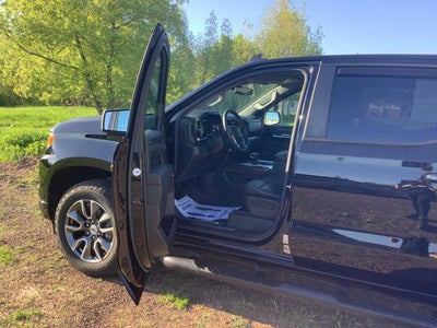 2024 Chevrolet Silverado 1500 4WD Crew Cab Short Bed RST