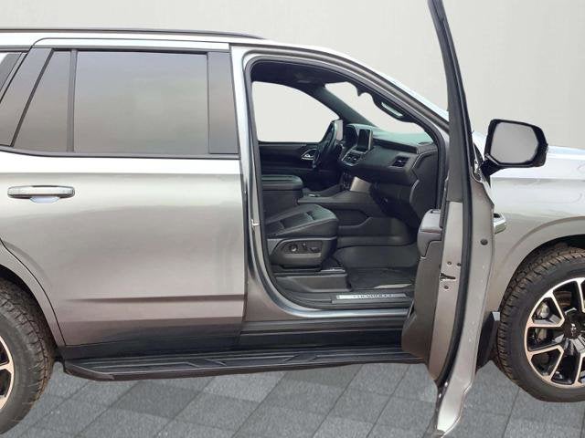 2022 Chevrolet Tahoe 4WD RST