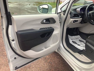 2021 Chrysler Pacifica Touring