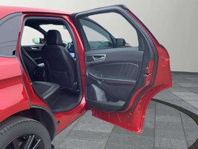 2023 Ford Edge ST-Line
