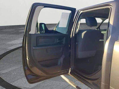 2018 RAM 3500 Tradesman Crew Cab 4x4 8' Box