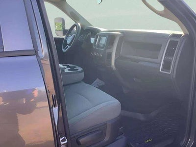 2018 RAM 3500 Tradesman Crew Cab 4x4 8' Box