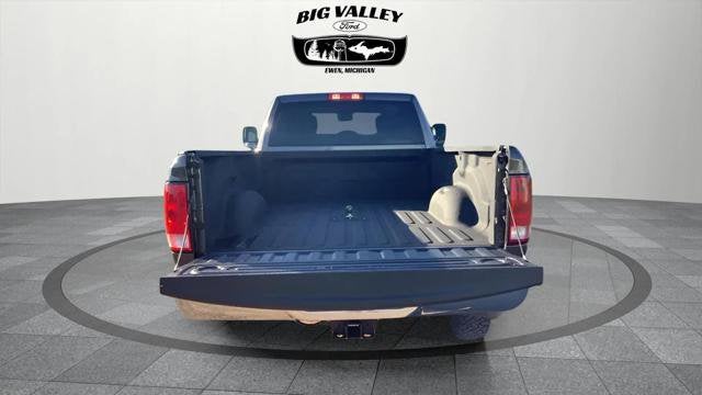 2018 RAM 3500 Tradesman Crew Cab 4x4 8' Box