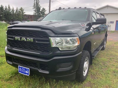 2019 RAM 2500 Tradesman Crew Cab 4x4 6'4' Box