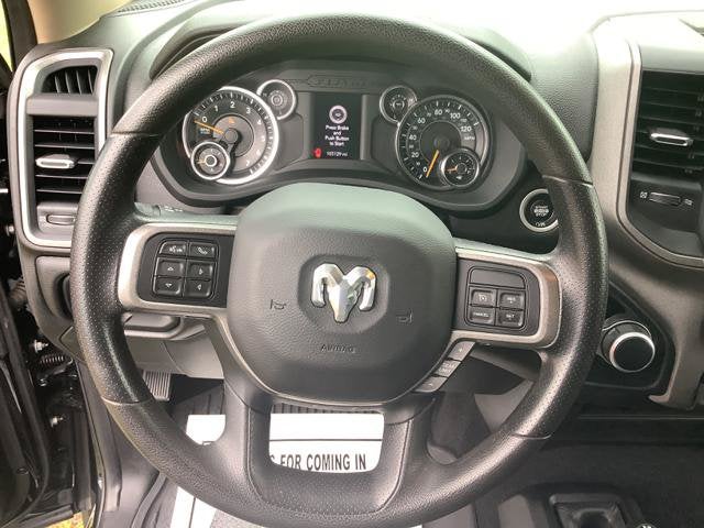 2019 RAM 2500 Tradesman Crew Cab 4x4 6'4' Box