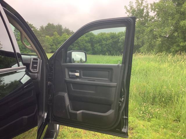 2019 RAM 2500 Tradesman Crew Cab 4x4 6'4' Box