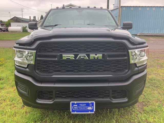 2019 RAM 2500 Tradesman Crew Cab 4x4 6'4' Box