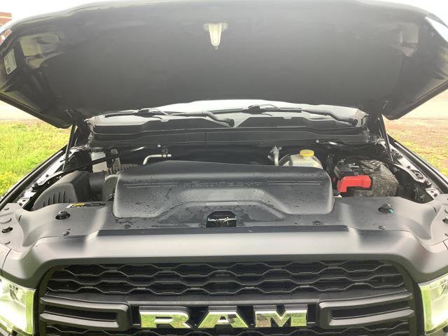 2019 RAM 2500 Tradesman Crew Cab 4x4 6'4' Box