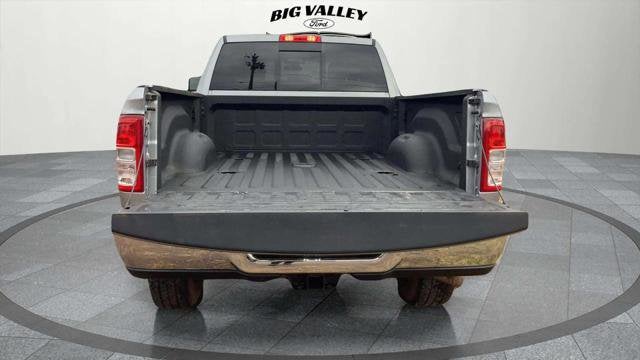 2023 RAM 2500 Tradesman Crew Cab 4x4 6'4' Box