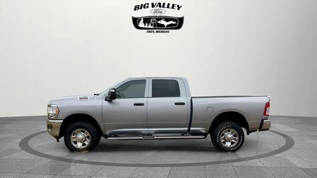 2023 RAM 2500 Tradesman Crew Cab 4x4 6'4' Box