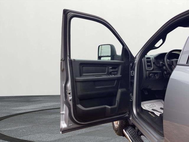 2023 RAM 2500 Tradesman Crew Cab 4x4 6'4' Box